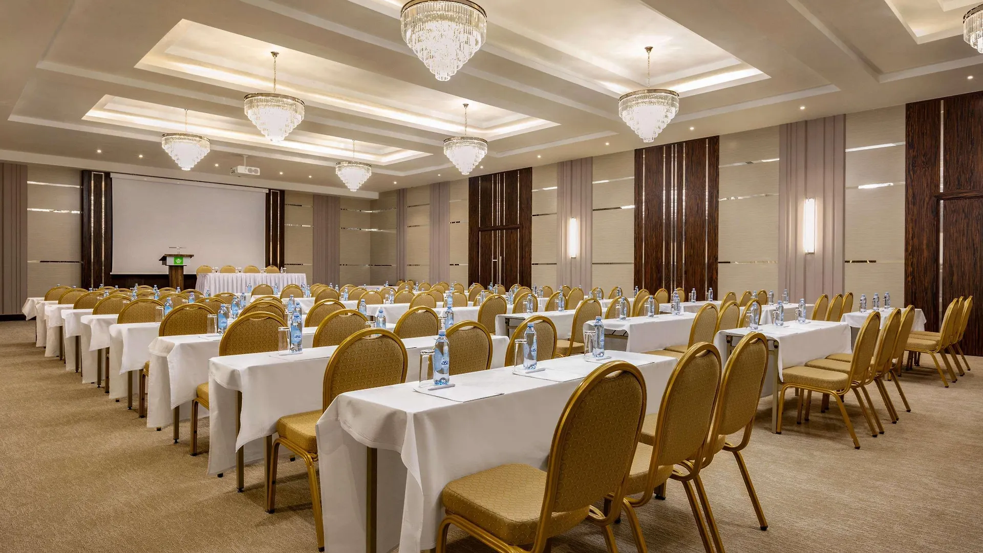 ****  Отель Wyndham Garden Astana Казахстан