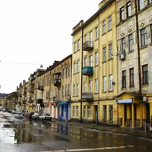 https://guest-house-pid-dubom-lviv.hotelslviv.net